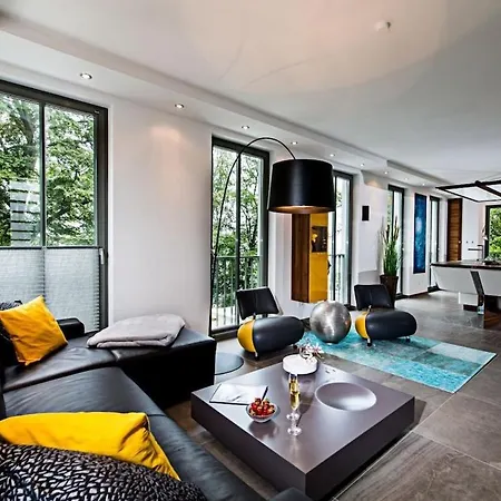 Penthouse 27 & In Mathilde * Binz