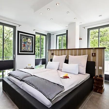Penthouse 27 & In Mathilde * Binz